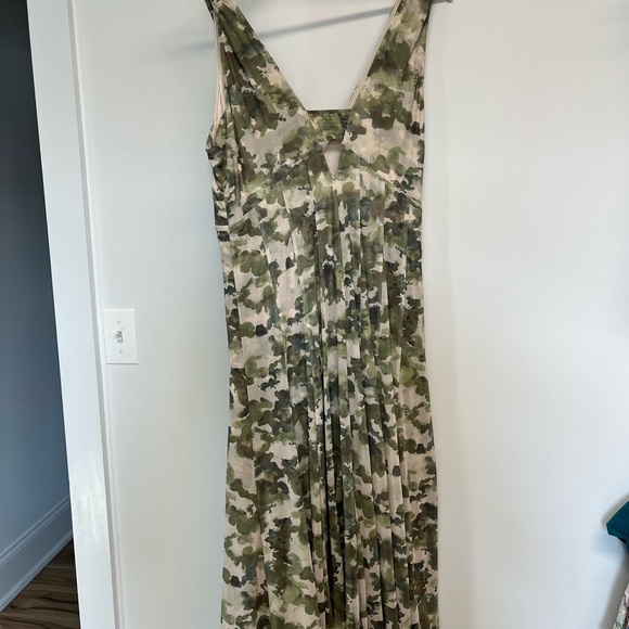 NWT Pilcro Anthropologie Green Camouflage Maxi Dress - Picture 1 of 8